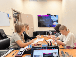 Roberto Bravo mücevher markası Moskova mağazaları için sunduğum mücevher satış eğitimi. Ekrem Sağel