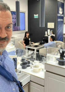 Roberto Bravo mücevher markası Moskova mağazalarında servis ve satış çalışmaları. Ekrem Sağel