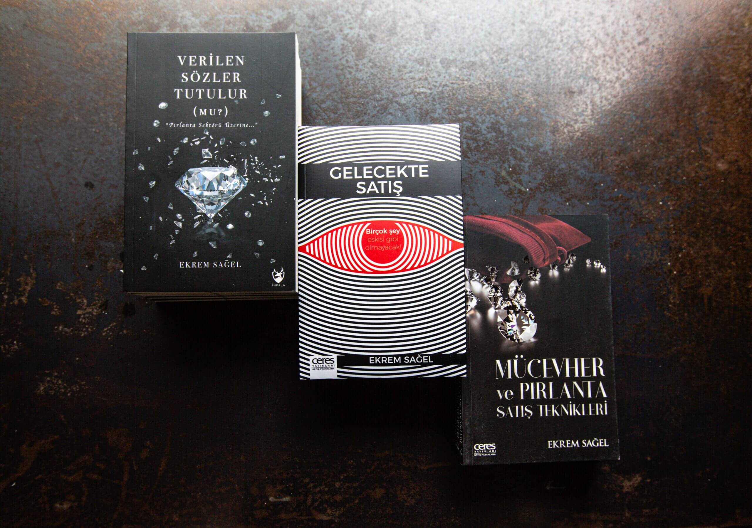3 kitap yazarı Ekrem Sağel