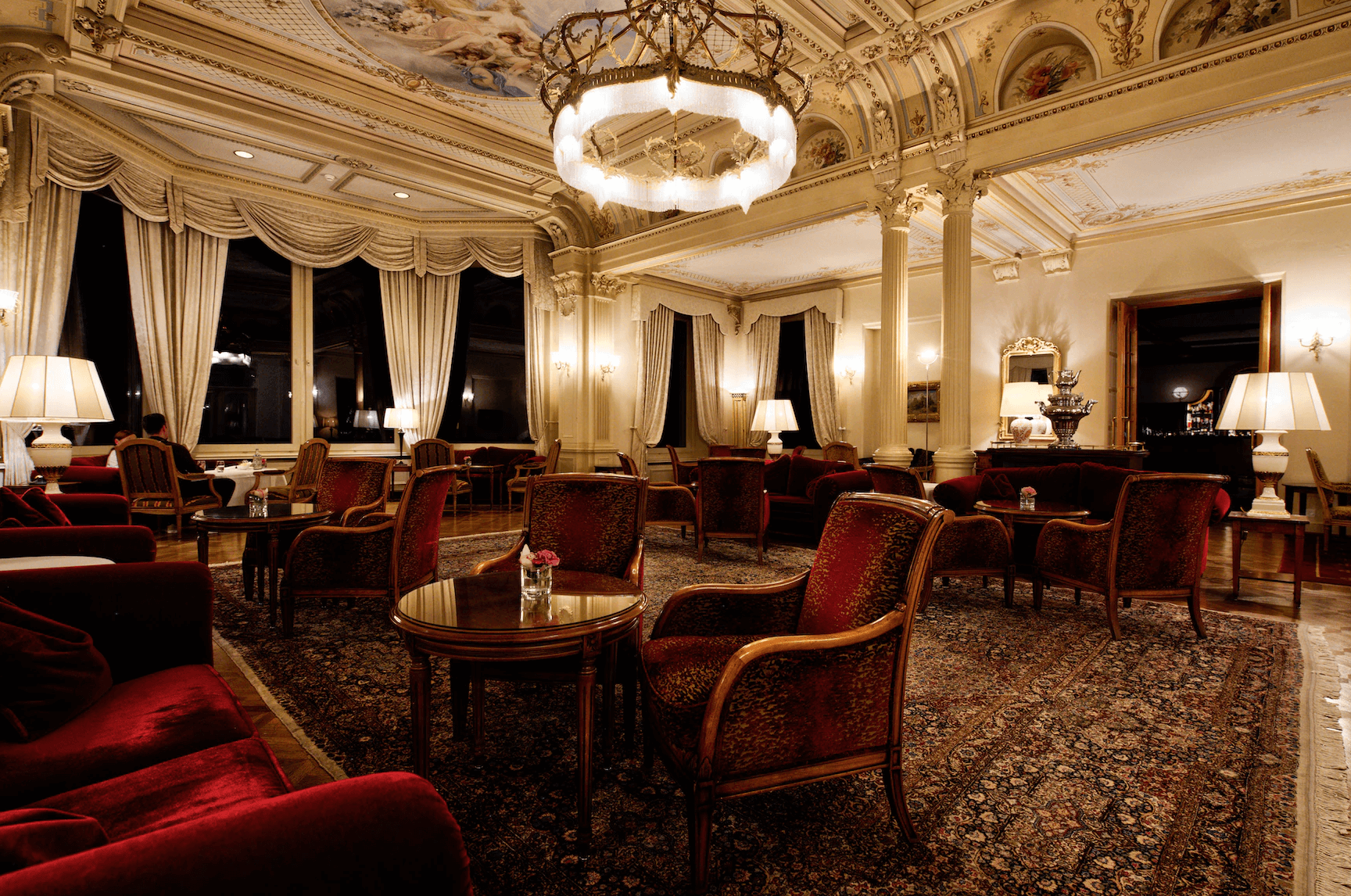 LÜKS MARKA TUTKUSU YARATIN. Ekrem Sağel