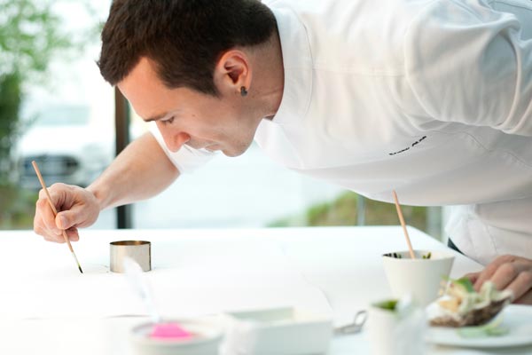 LÜKS RESTORANLARDA UNUTULMAZ YEMEK DENEYİMLERİ SUNMAK | Ekrem Sağel