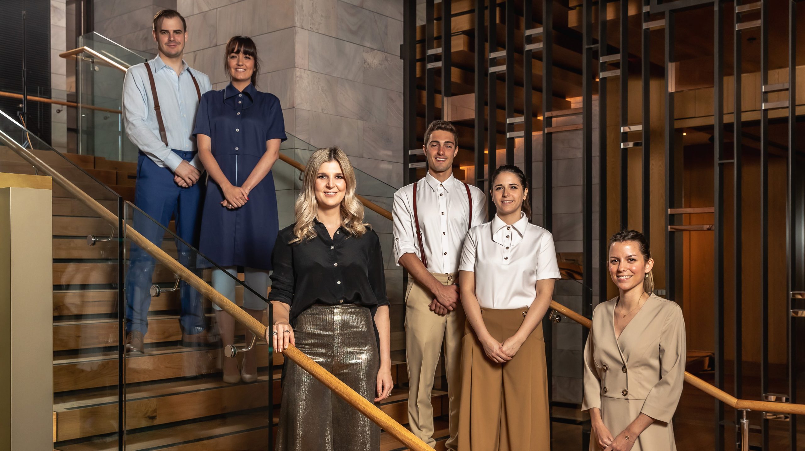 LÜKS MARKALARDA ÜNİFORMA: İMAJ ve STRATEJİK KATKILAR | Ekrem Sağel